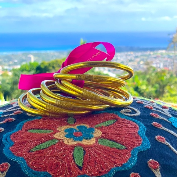 BuDhaGirl All Weather Gold Bangles Medium - Picture 4 of 15